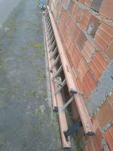 Vendo escada extensiva 12 metros