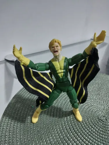 Marvel legends Banshee ToyBiz X-men