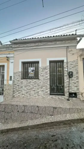 CASA A VENDA!! Próximo ao Centro de - Penedo - AL