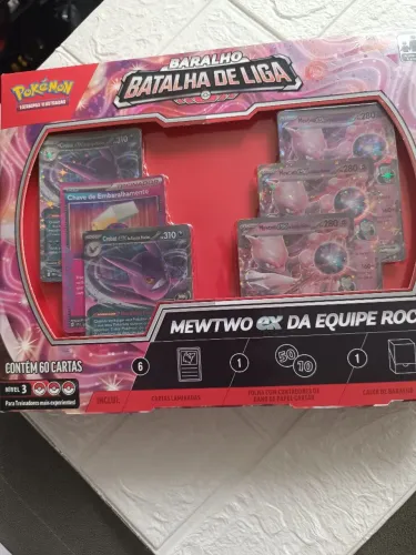 Box baralho batalha de liga Mewtwo ex da equipe Rocket
