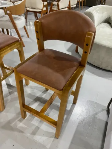 Banqueta de Madeira Maciça Premium c/ Courino Marrom (Entrega Grátis)