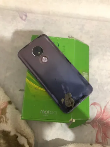 Moto g7 power com caixa 