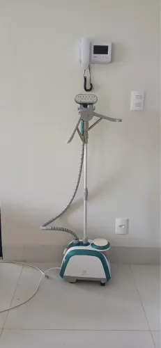Passadeira/ vaporizador Eletrolux