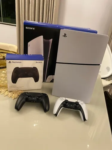 PS5 SLIM 825gb