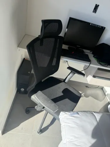 Cadeira escritório Presidente Ergonômica