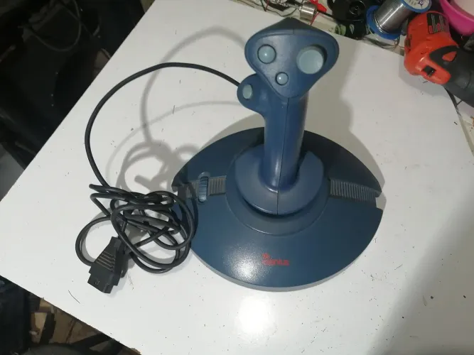 Joystick antigo Genius 2000