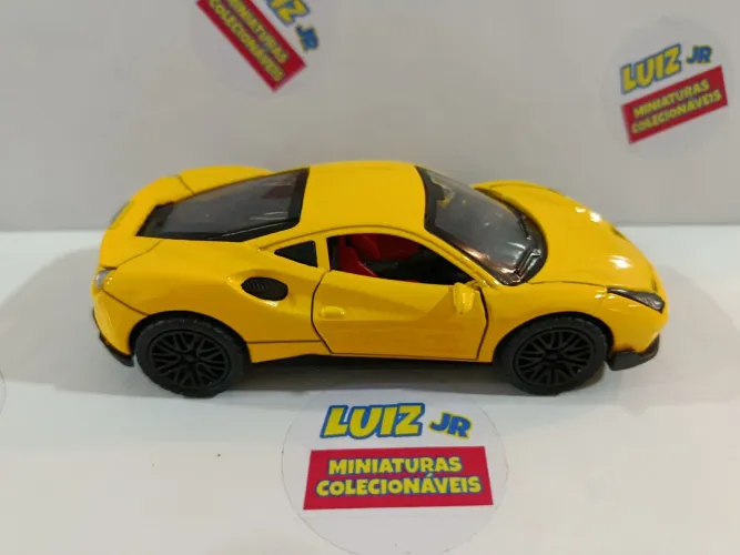 Miniatura colecionável escala 1/32 -  Ferrari