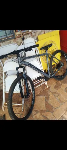 Bicicleta muito nova