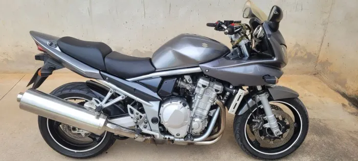Suzuki Bandit 1250s