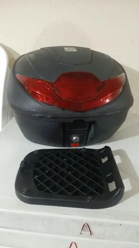 Baú - Bauleto 35 Litros Smart Box 4 Universal Lente Vermelha