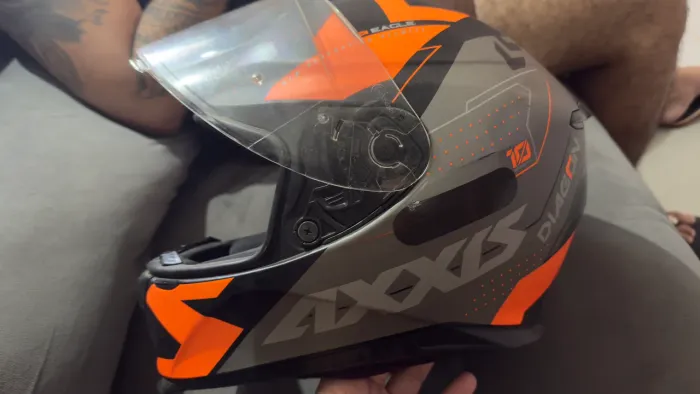 Capacete