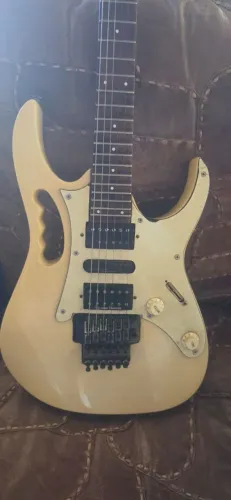 Guitarra Ibanez anos 80/90