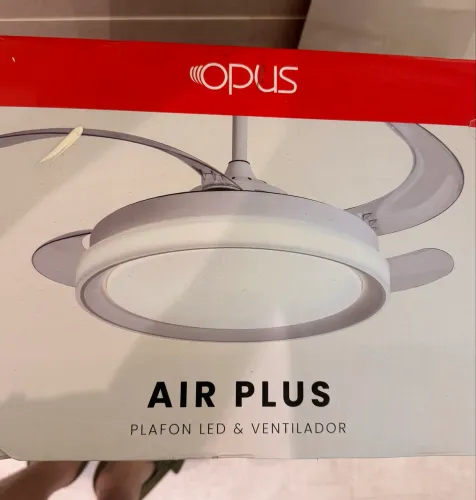 Ventilador de teto retrátil