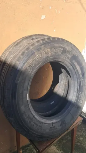 Pneu de caminhão 215/75R/17,5
