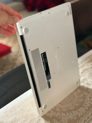 Nbook Dell Inspiron 3583, perfeitíssimo estado, memória 8gb Intel i5-82651