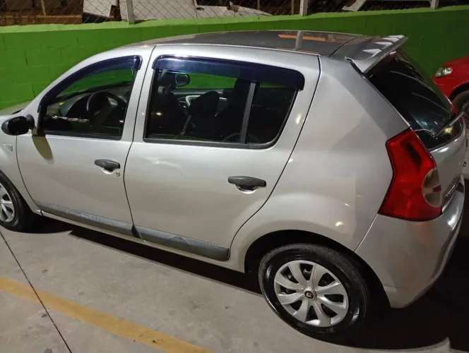 Renault Sandero Expression Hi-flex 1.6 8V 5P 2008