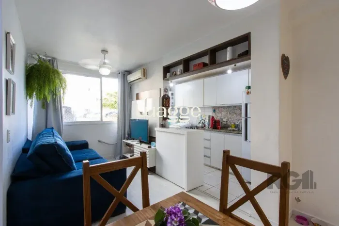 Apartamento mobiliado para locação no bairro Cristal, com 02 dormitórios