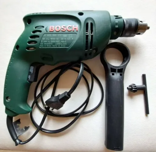 Furadeira de impacto BOSCH Super Hobby 3/8, 2 velocidades.