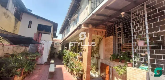 Madureira | Casa 5 quartos, sendo 1 suite