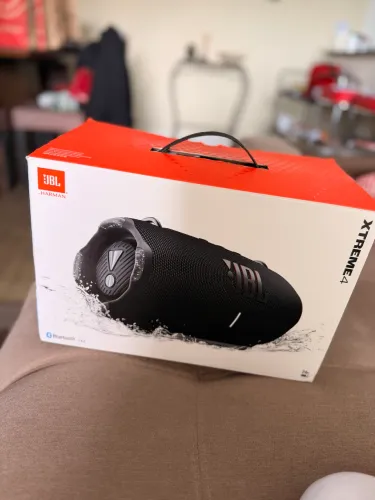 JBL Xtreme 4 com pouco uso