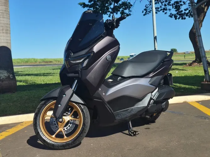 Yamaha NMax 160 ABS Connected 2025 Marrom