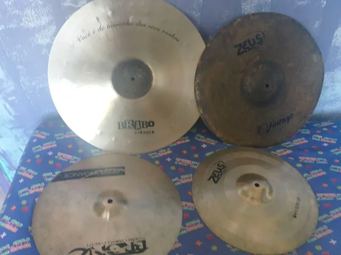 Kit de pratos B20 hihat 14 ataque 15 e 17 e crash 19