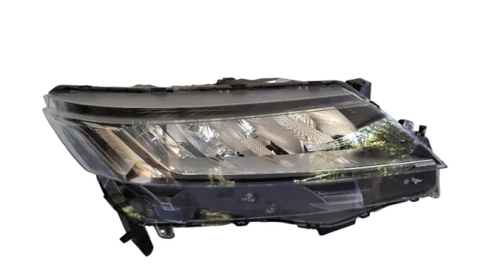 Farol OutLander Sport 2020/2022 Lado Direito Com Detalhe
