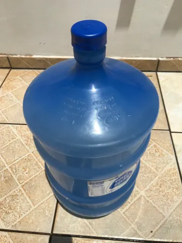 Galão de água