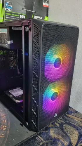 PC Ryzen 3 3200G + 16GB RAM + SSD 256GB + HD 500GB