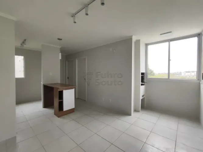 Apartamento à venda no Residencial Solar Pinheiros.