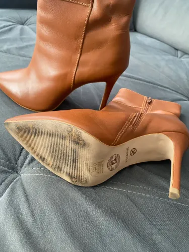 Bota de couro
