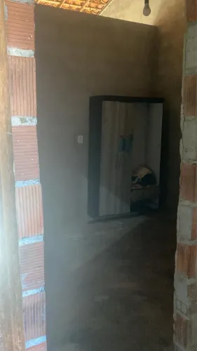 Casa muito espaçosa e o quintal perfeito para outra casa ?