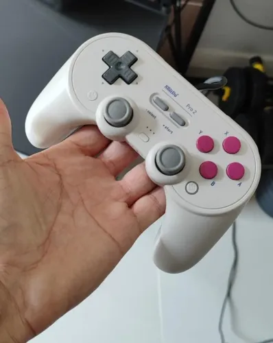 Controle 8BitDo Pro 2 Wired (Com Fio) - Edição Game Boy (G Classic)