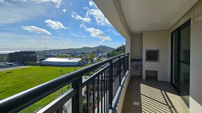 Apartamento de 3 dormitórios à venda - Saco Grande