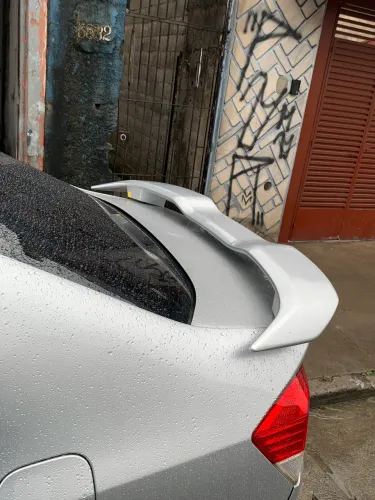 Aerofólio novo sem detalhe nenhum 