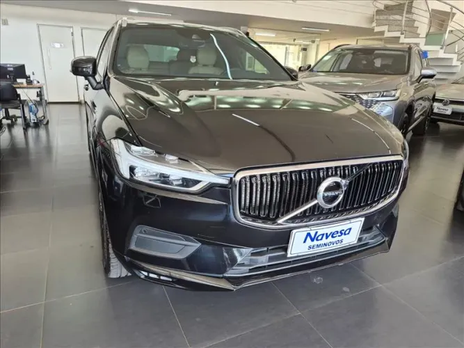 Volvo XC 60 T-5 R-design 2.0 FWD 5P 2019