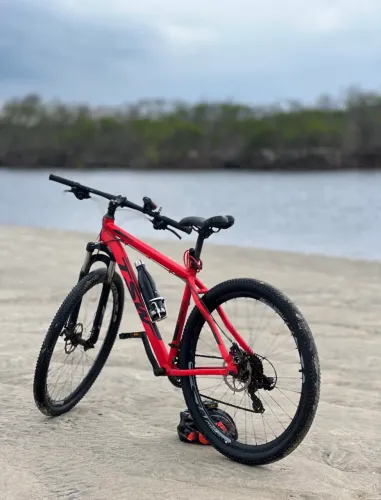 VENDE-se bicicleta aro 29