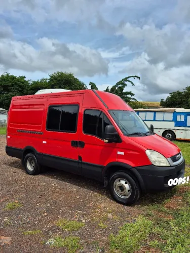 Iveco Daily Furgão 55-170 3.0 12m³ (dies.)(e5) 2010