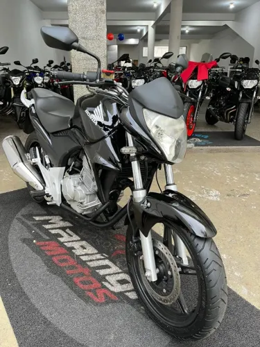 HONDA CB 300R FLEX 2015. EXCELENTE ESTADO DE CONSERVAÇAO.