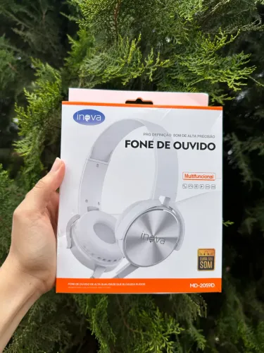 Fone de ouvido com fio