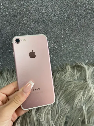 IPHONE 7