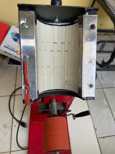 Máquina de estampar copos RIMAQ