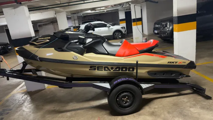 JET SKI RXT-X 2025