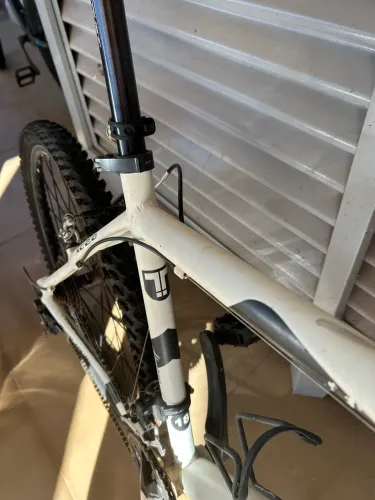 Bicicleta Quadro Trust Aro 18