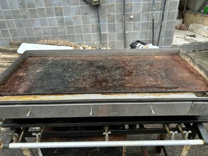Chapa a Gás Inox 3 acendedores