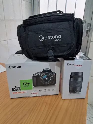 Canon REBEL T7 com lentes 28-55 e 75-300 e bolsa. NA CAIXA. NUNCA FOI USADA