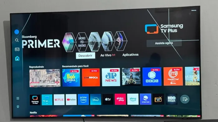 TV Samsung Smart 65 na caixa