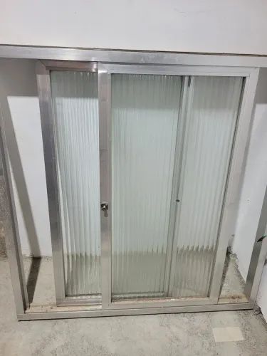 Vendo janelas de alumínio