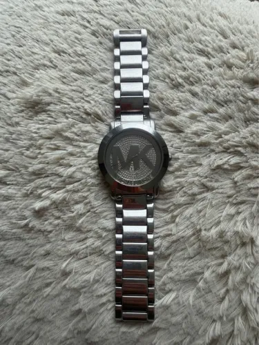 Relógio Michael Kors Prateado - Modelo Iconic Logo Pavé - Original e Impecável