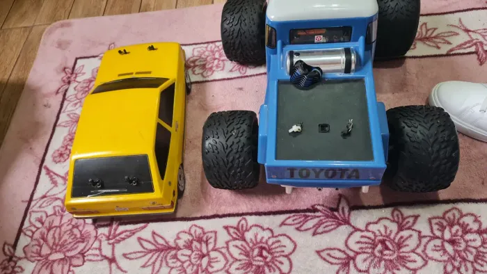 Vendo automodelos eletrico e a combustão
